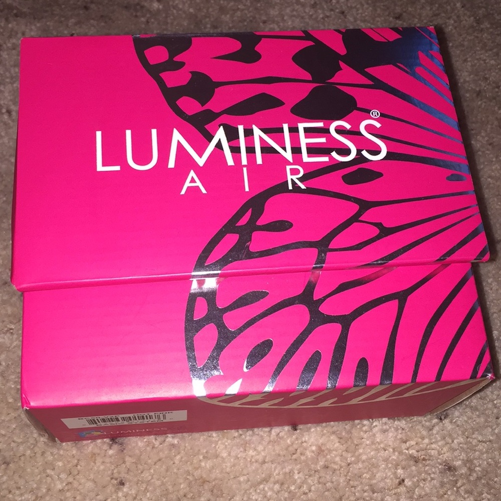 Luminess Air Airbrush Cosmetic System - Never used